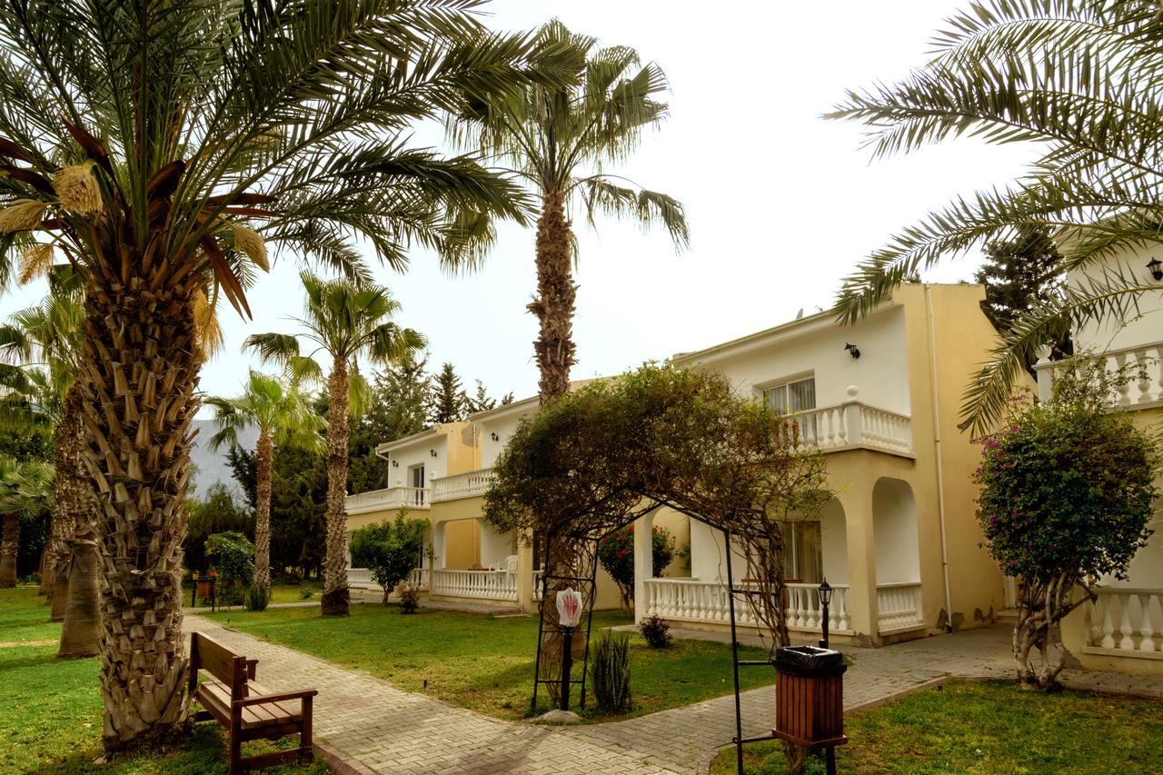 Готель Mountain View Agia Varvara Екстер'єр фото